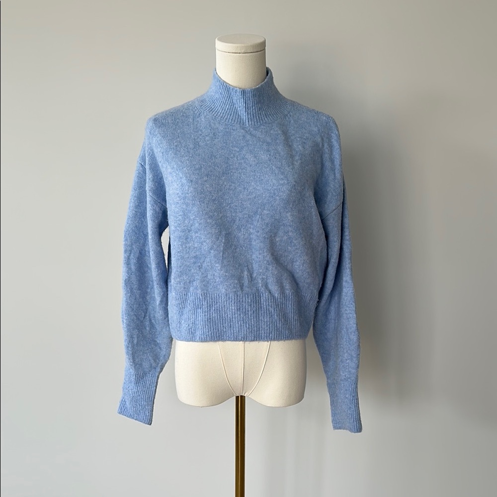 Cropped Blue Cowl Neck Sweater with Long Sleeves